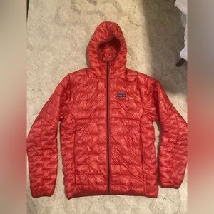 Men’s Patagonia Micro Puff Hooded Jacket - Medium - Fire Red